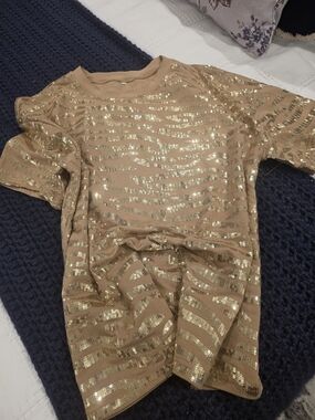 Gold Sequin Stripe Short Sleeve Top